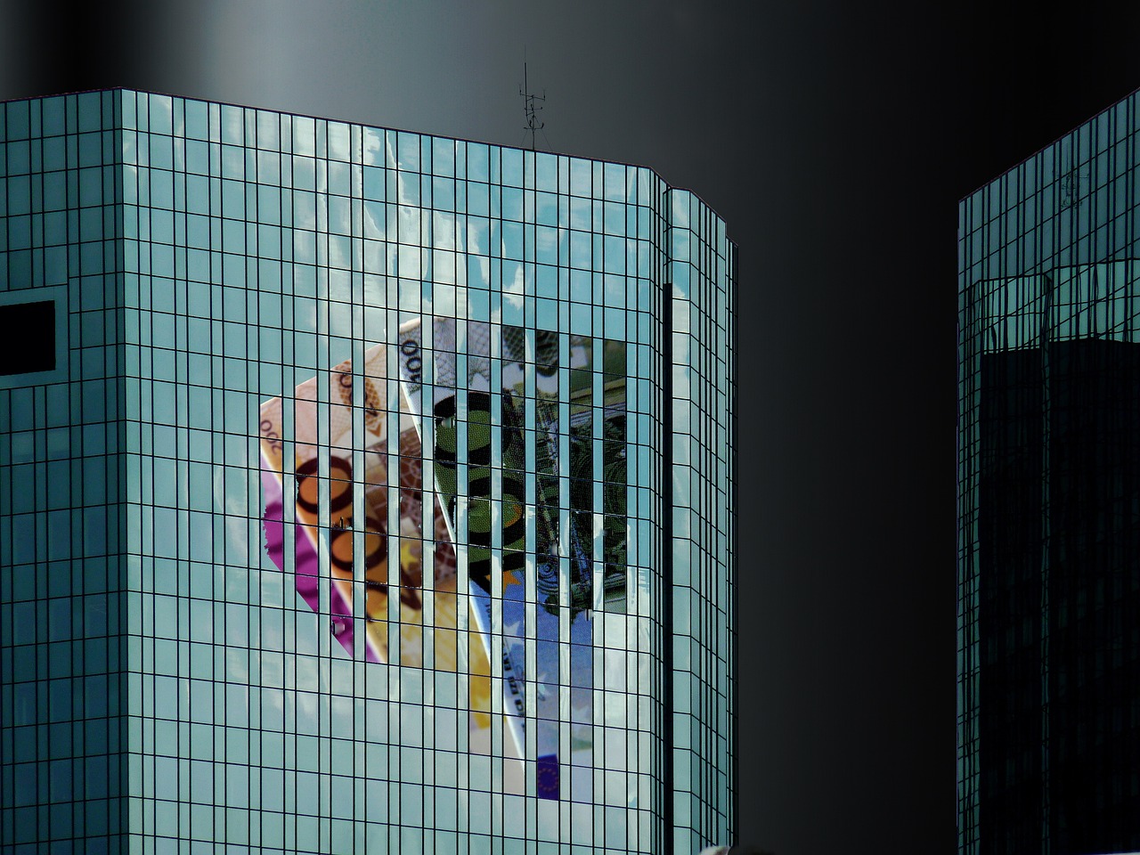 科技与社会的融合，现代经济最新发展动态报道